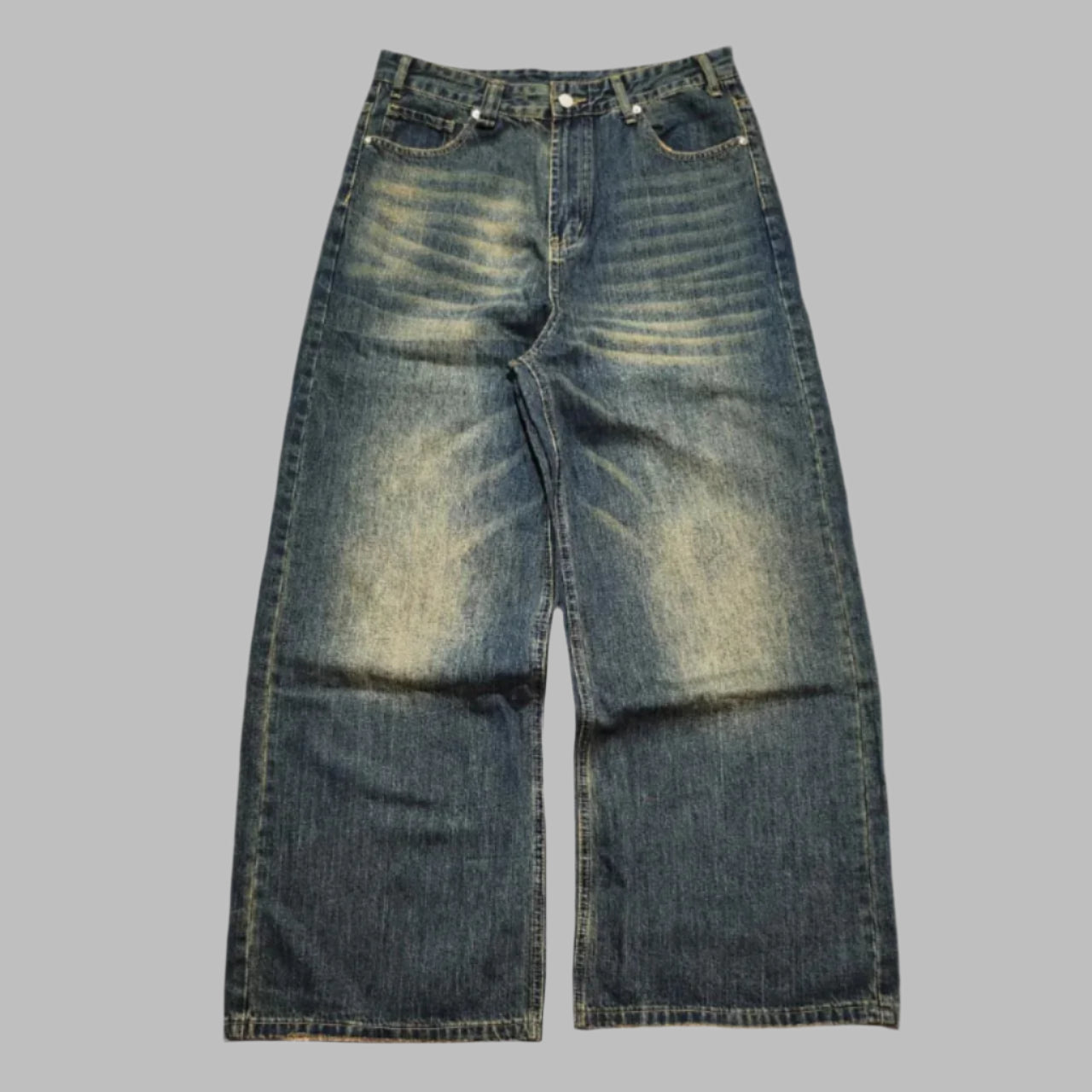 Baggy faded sandwash denim