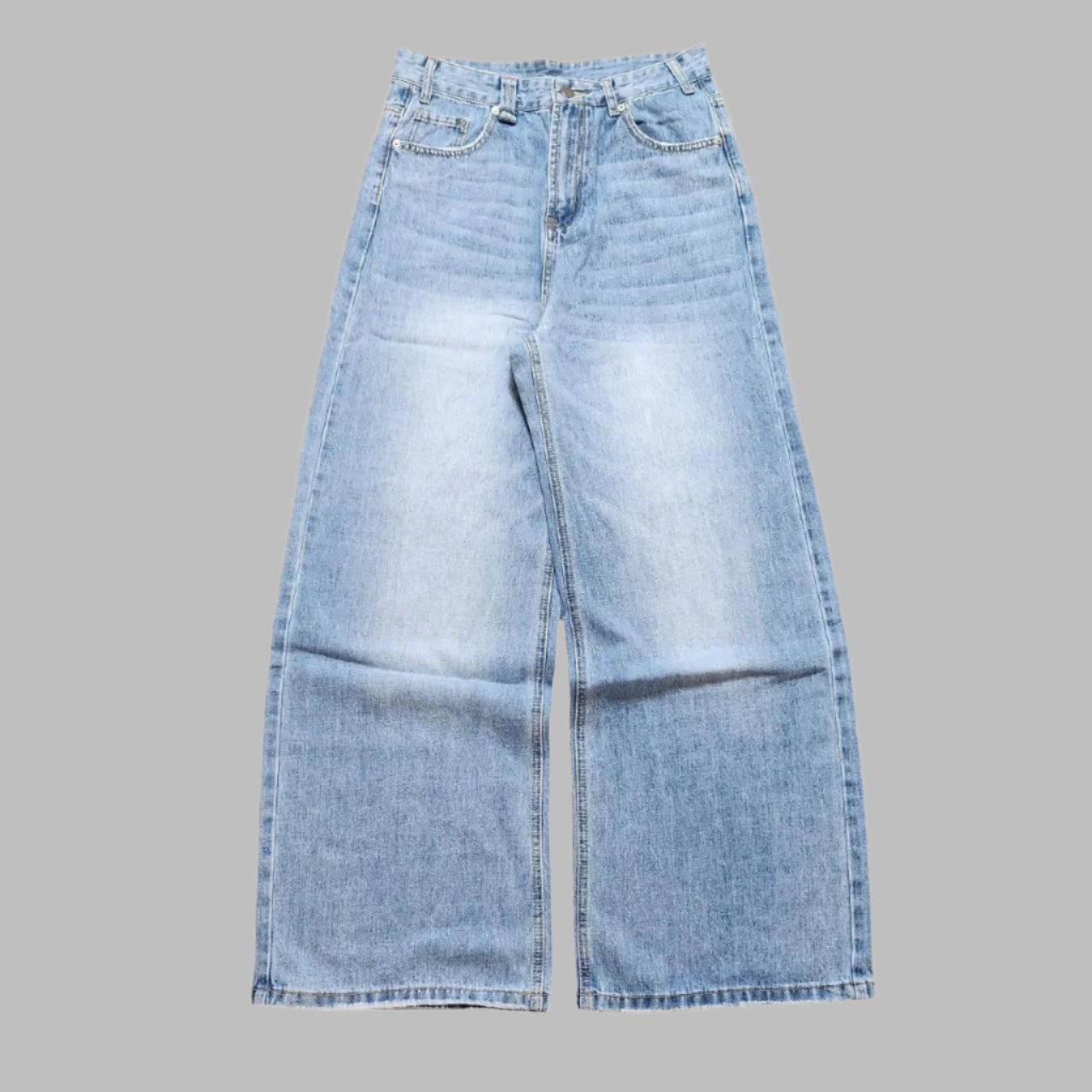Baggy light wash denim